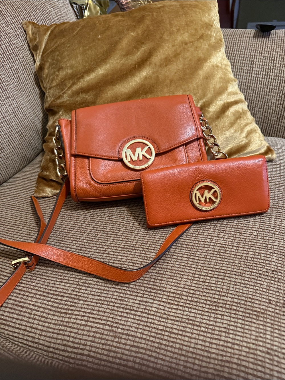 Michael Kors Orange Leather Crossbody Bag with Wallet Set